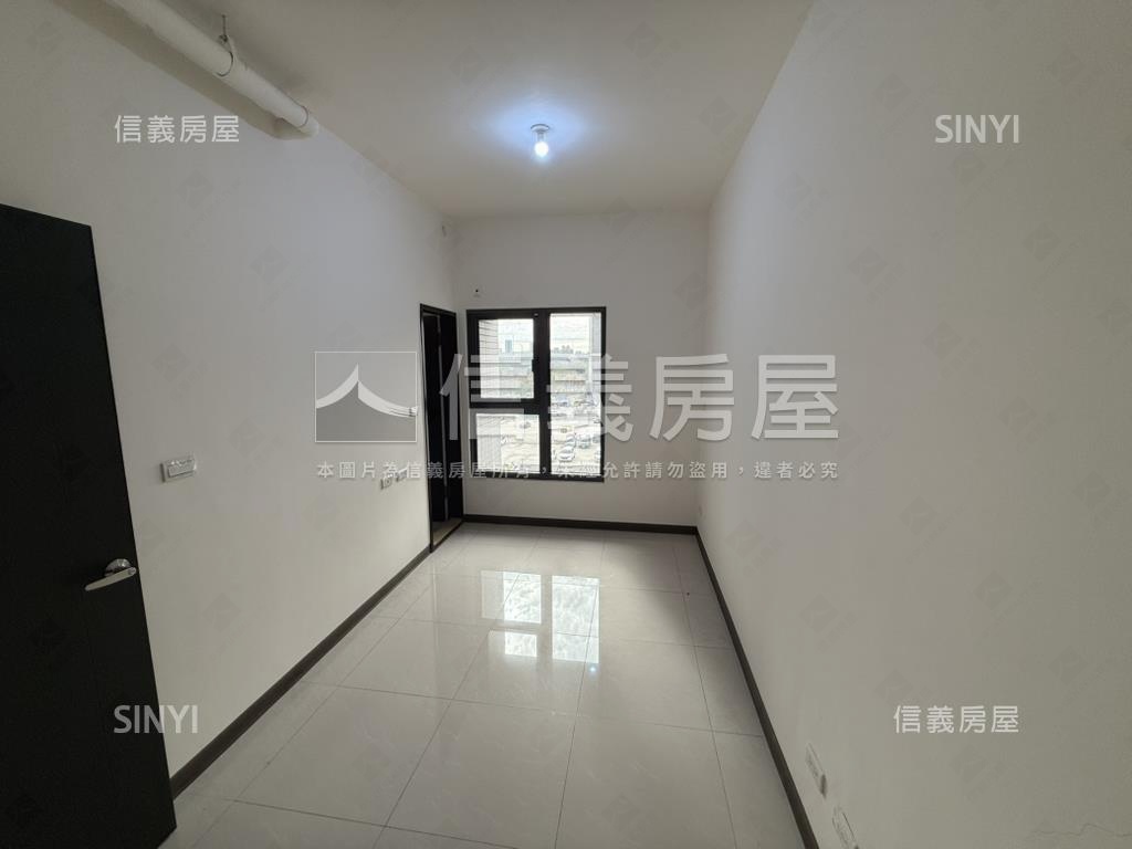 仁義重劃區三房車位房屋室內格局與周邊環境