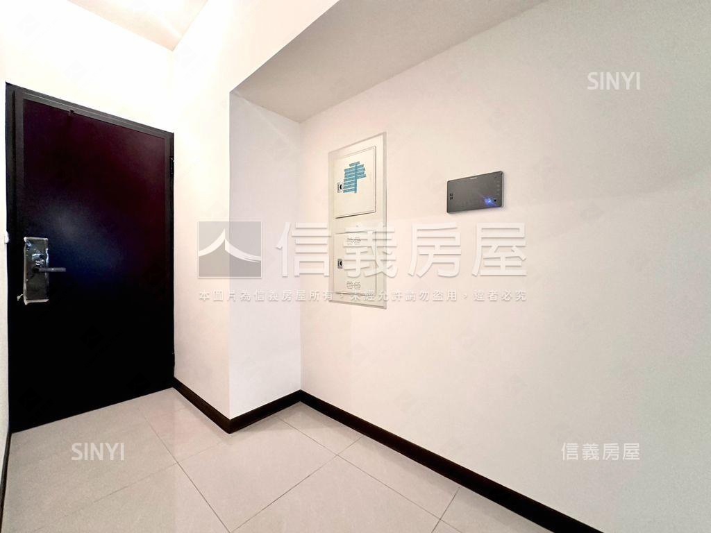 仁義重劃區三房車位房屋室內格局與周邊環境