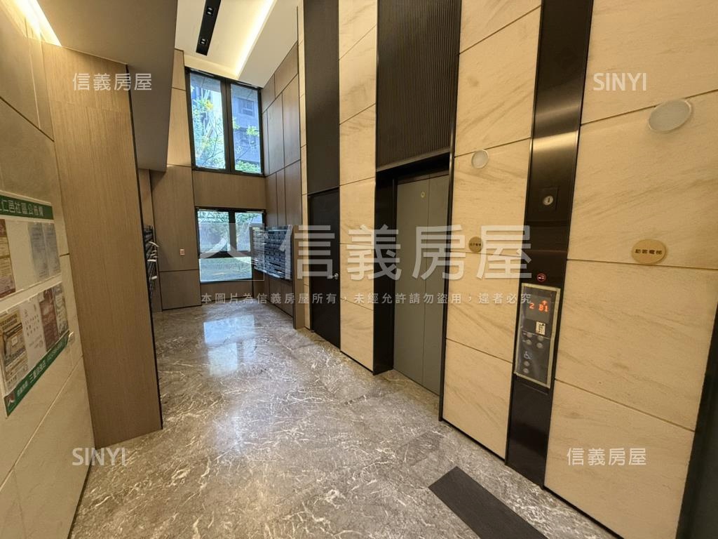 仁義重劃區三房車位房屋室內格局與周邊環境