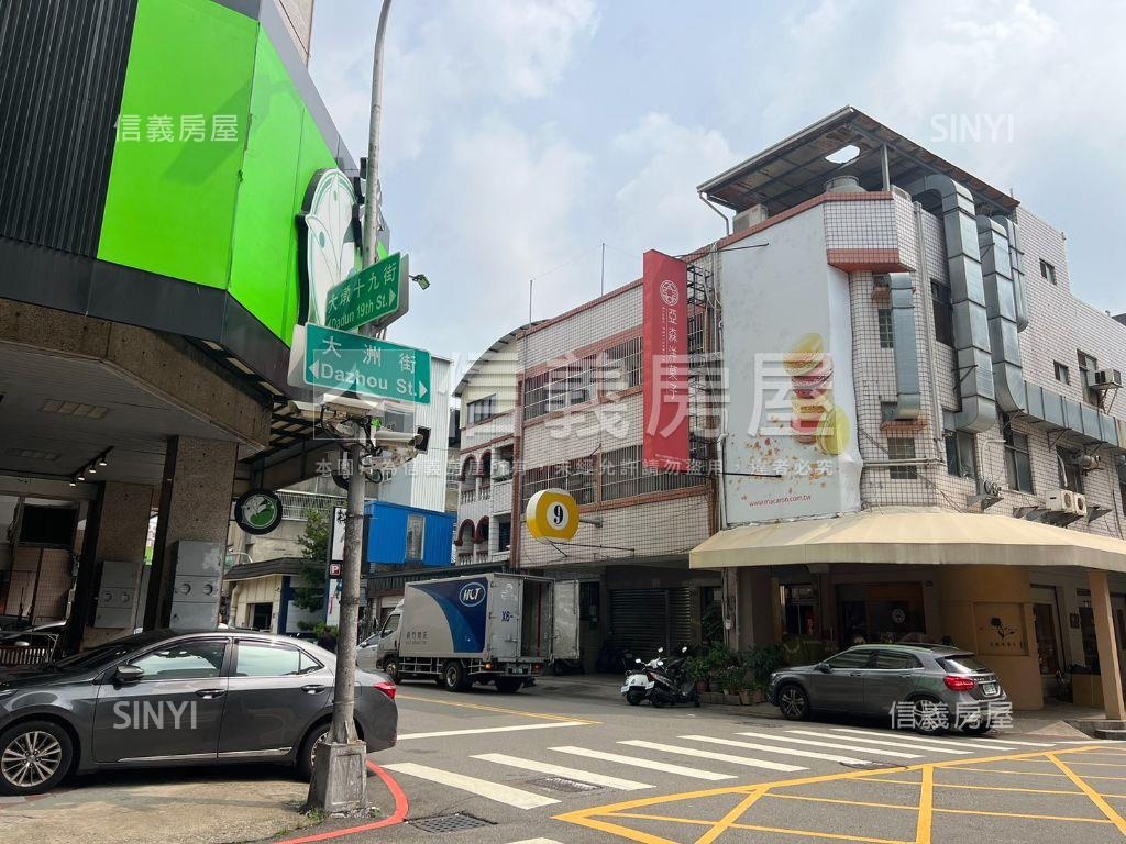 大墩十九街大面寬稀有角店房屋室內格局與周邊環境