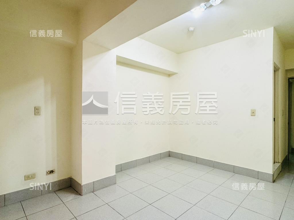 南科首選電梯華廈三房平車房屋室內格局與周邊環境