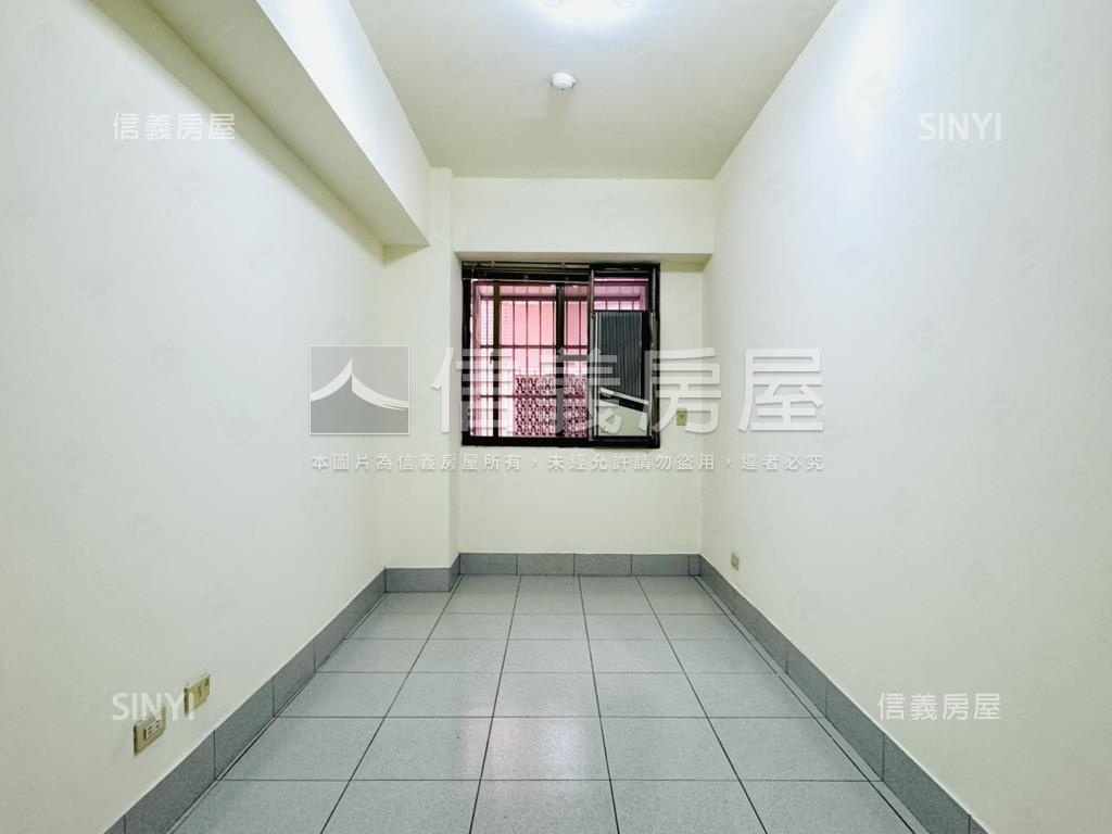南科首選電梯華廈三房平車房屋室內格局與周邊環境