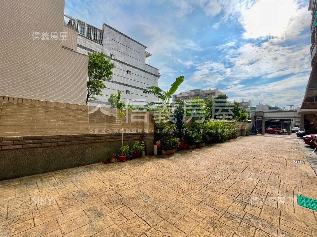 頂新特區溫馨成家車墅房屋室內格局與周邊環境