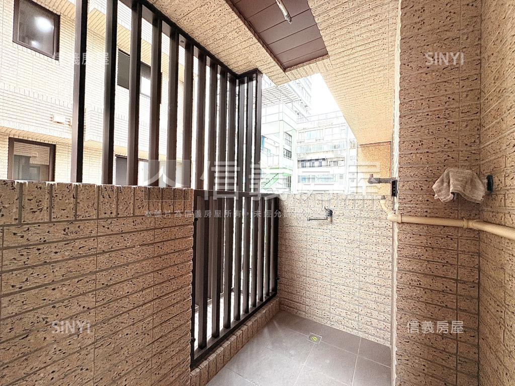 瑞安信義雙併大戶大車位房屋室內格局與周邊環境