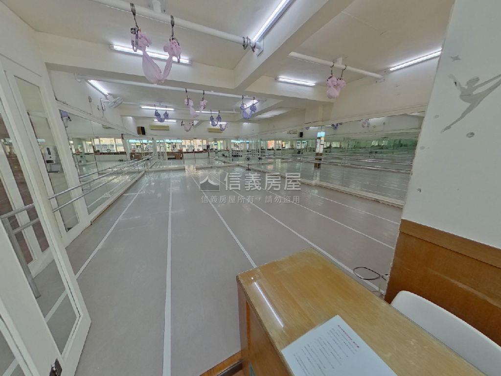新泰路三樓美寓房屋室內格局與周邊環境