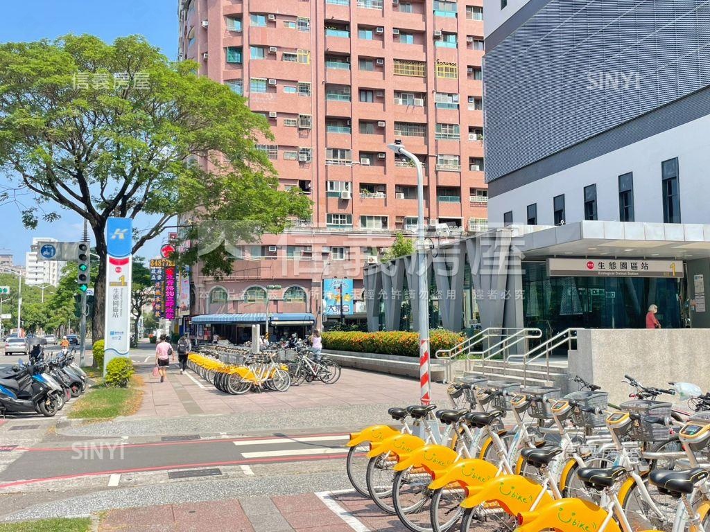 Ｒ１５捷運站三角窗房屋室內格局與周邊環境