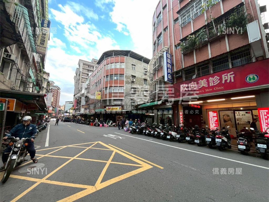 近三民高中｜信義二樓房屋室內格局與周邊環境
