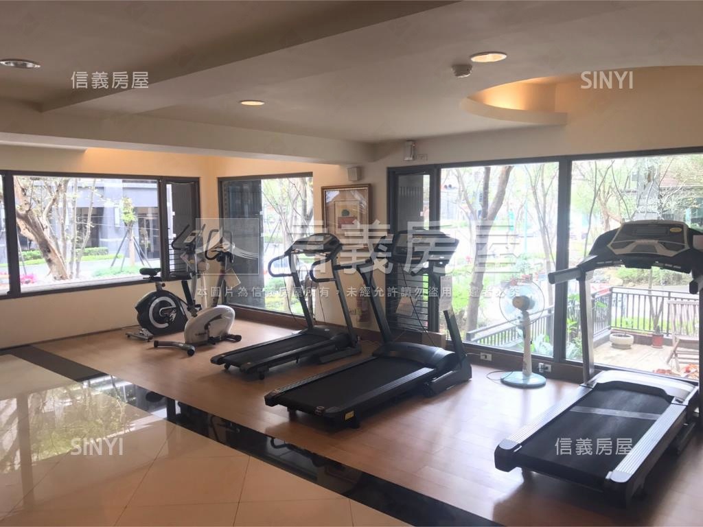 巴黎羅丹。綠意盎然房屋室內格局與周邊環境