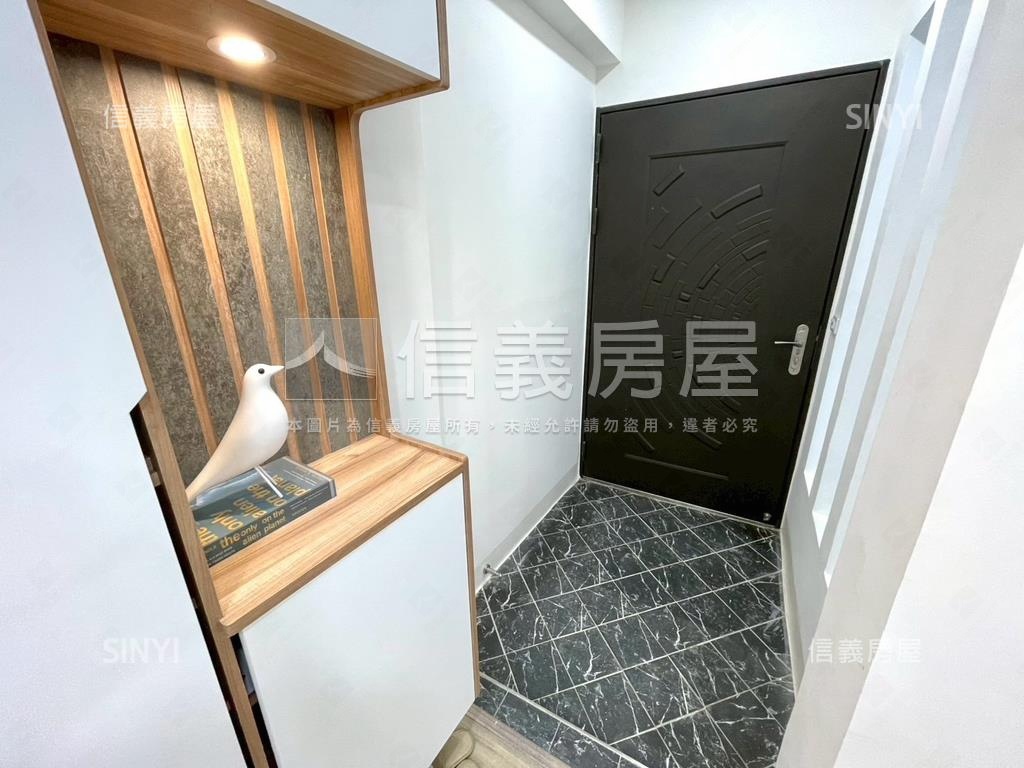 新營區採光透天美宅房屋室內格局與周邊環境