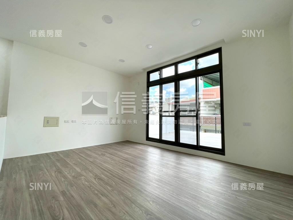 新營區採光透天美宅房屋室內格局與周邊環境