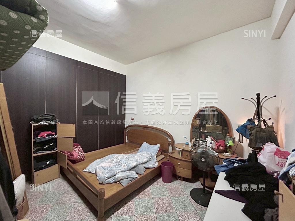 三代同堂大地坪市區透天房屋室內格局與周邊環境