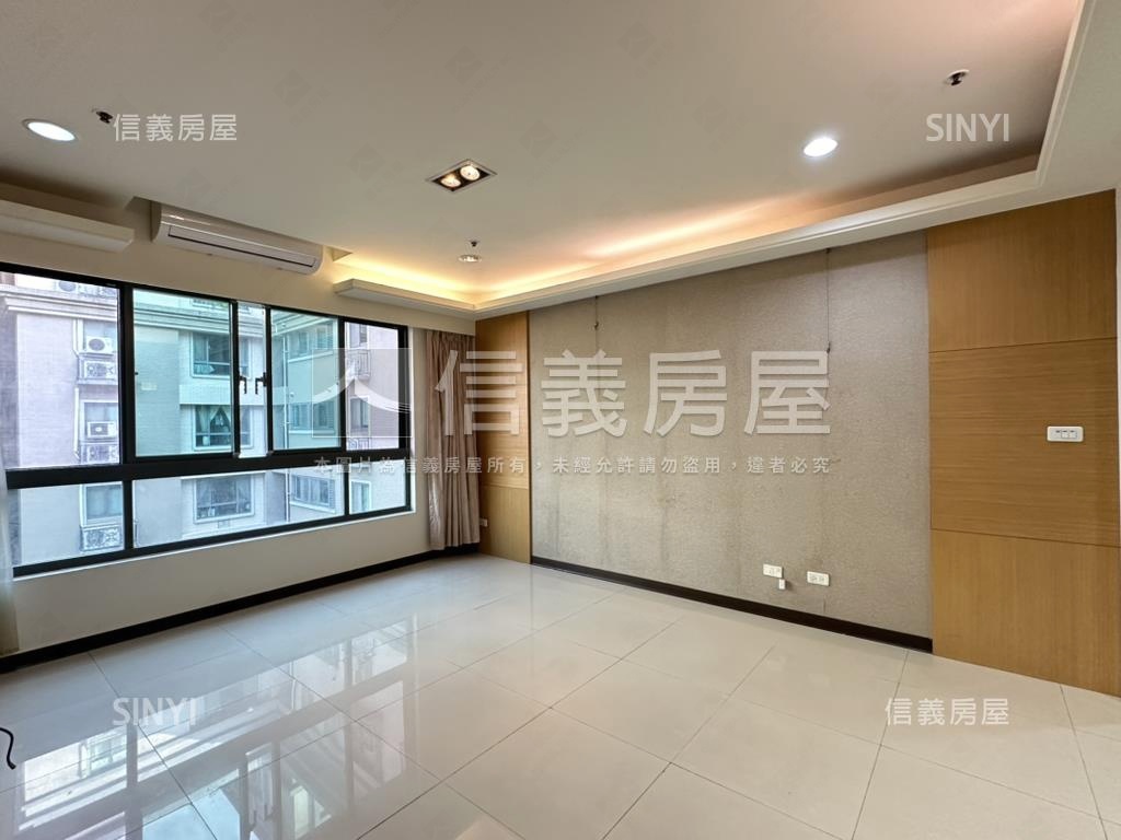 遠百商圈大展鴻圖四房房屋室內格局與周邊環境