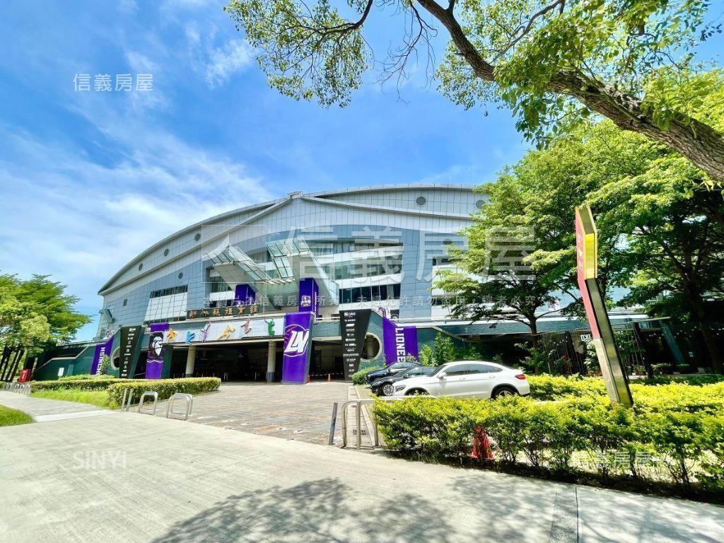 世紀行館外棟稀有露臺兩房房屋室內格局與周邊環境