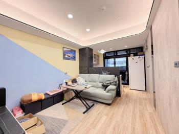 世紀行館外棟稀有露臺兩房