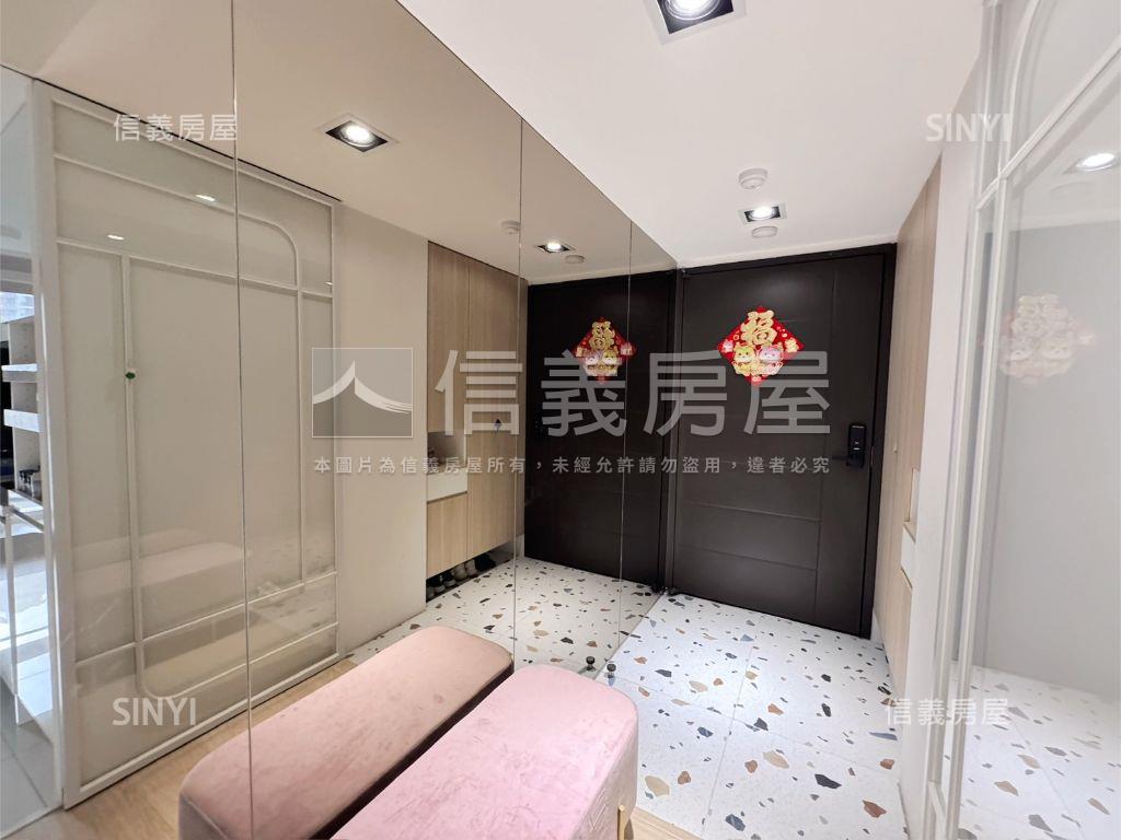 水瀧區公園視野精裝美三房房屋室內格局與周邊環境