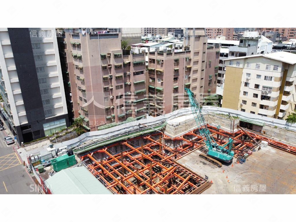 國雄無双兩房高樓層平車位房屋室內格局與周邊環境