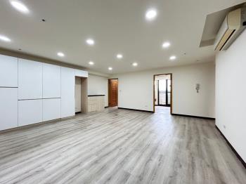 五期優質裝潢三房含車位