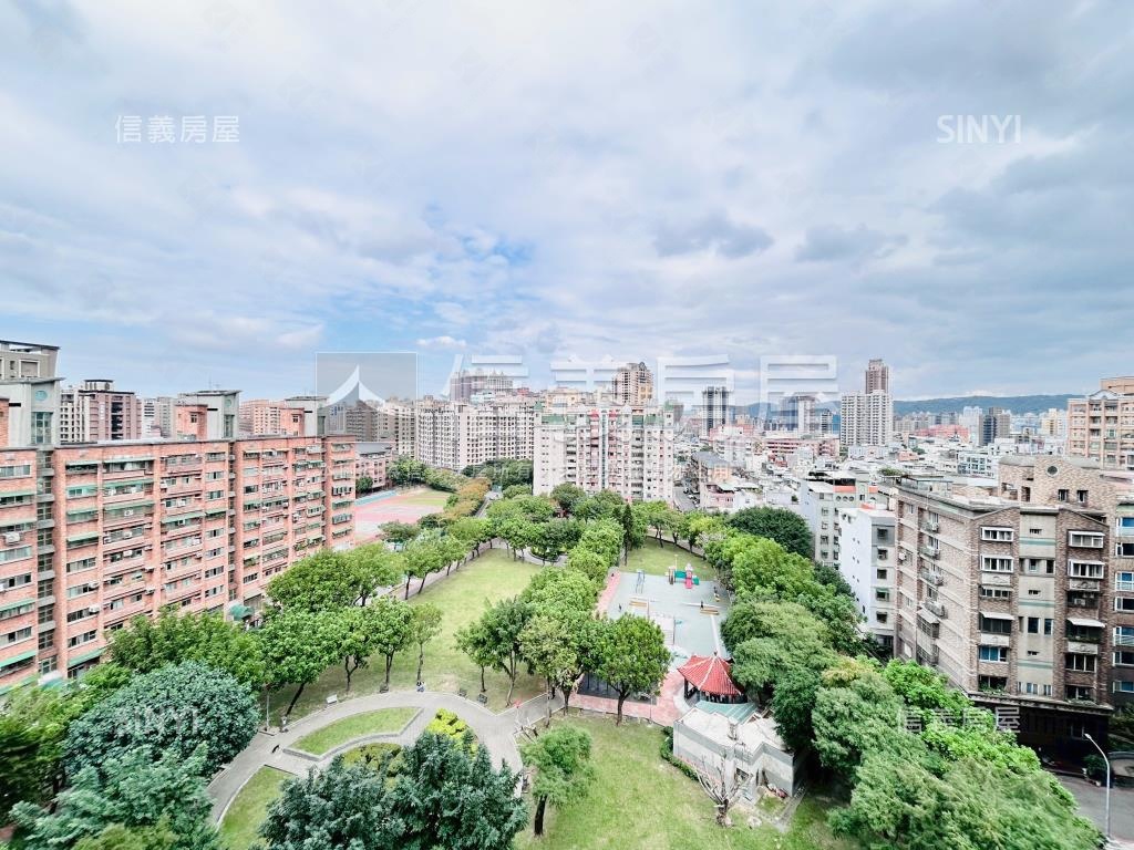 正面溫州公園傳家堡房屋室內格局與周邊環境