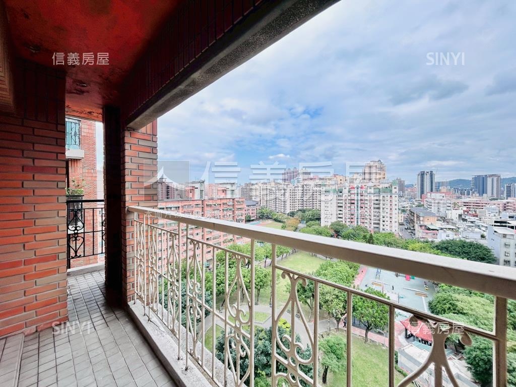 正面溫州公園傳家堡房屋室內格局與周邊環境