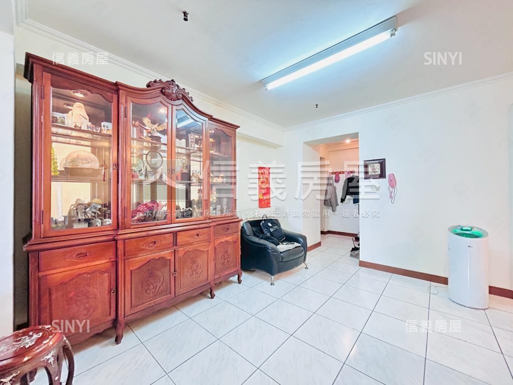 正面溫州公園傳家堡房屋室內格局與周邊環境