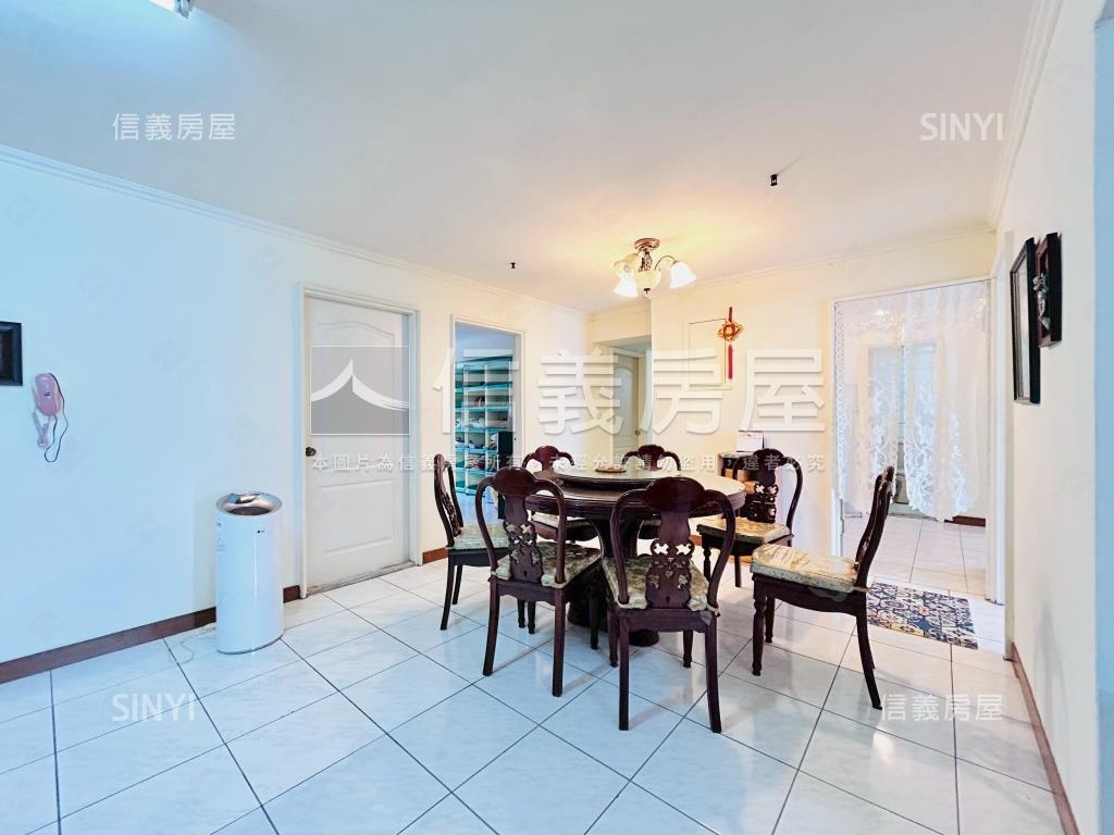 正面溫州公園傳家堡房屋室內格局與周邊環境