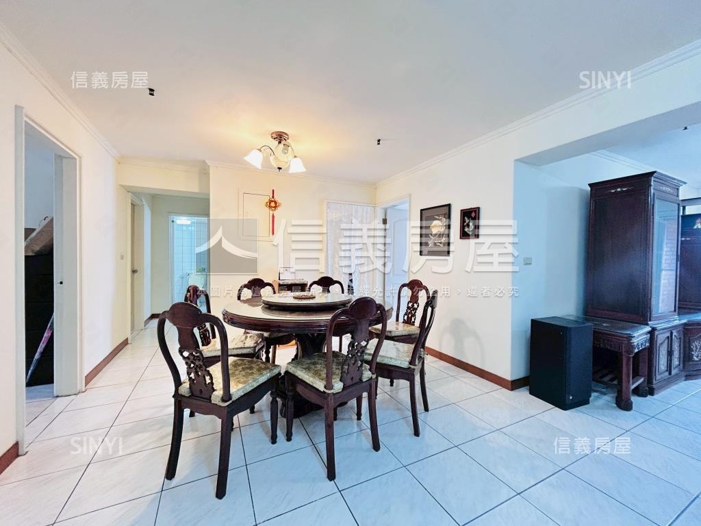 正面溫州公園傳家堡房屋室內格局與周邊環境