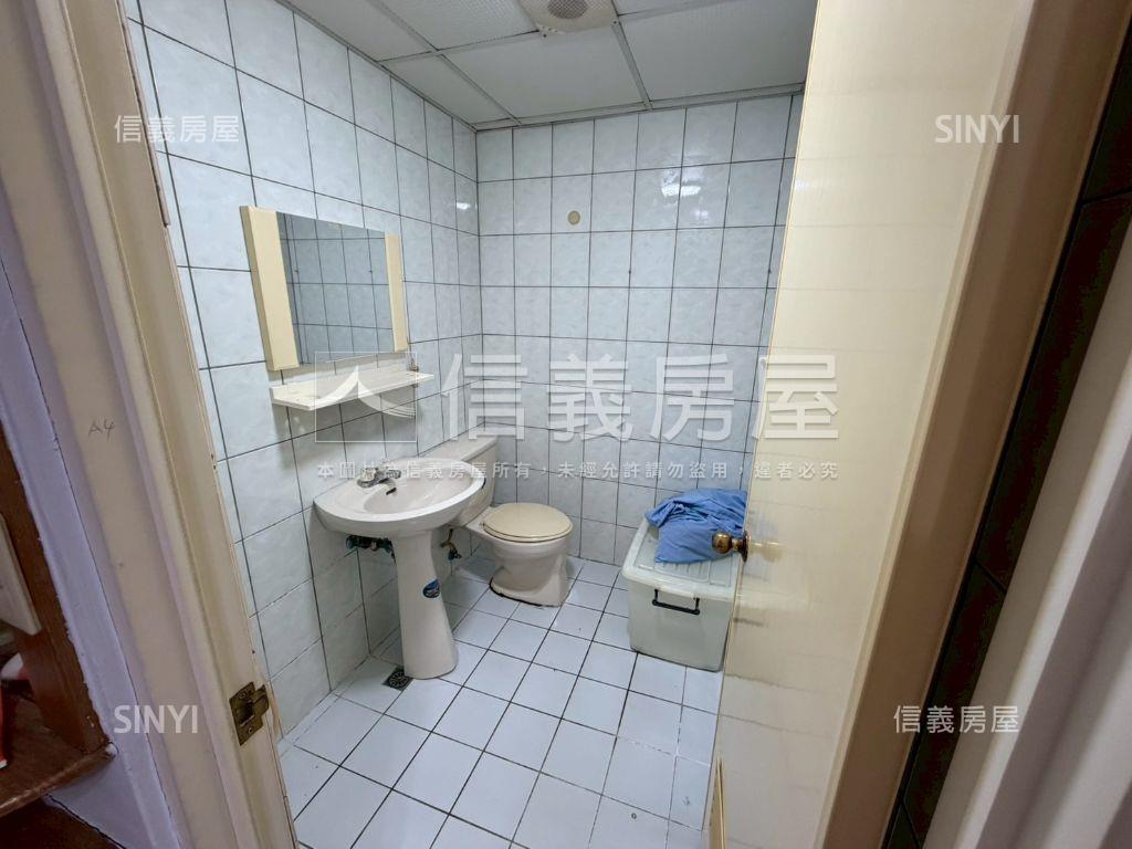 近中科世貿大三房就選這間房屋室內格局與周邊環境
