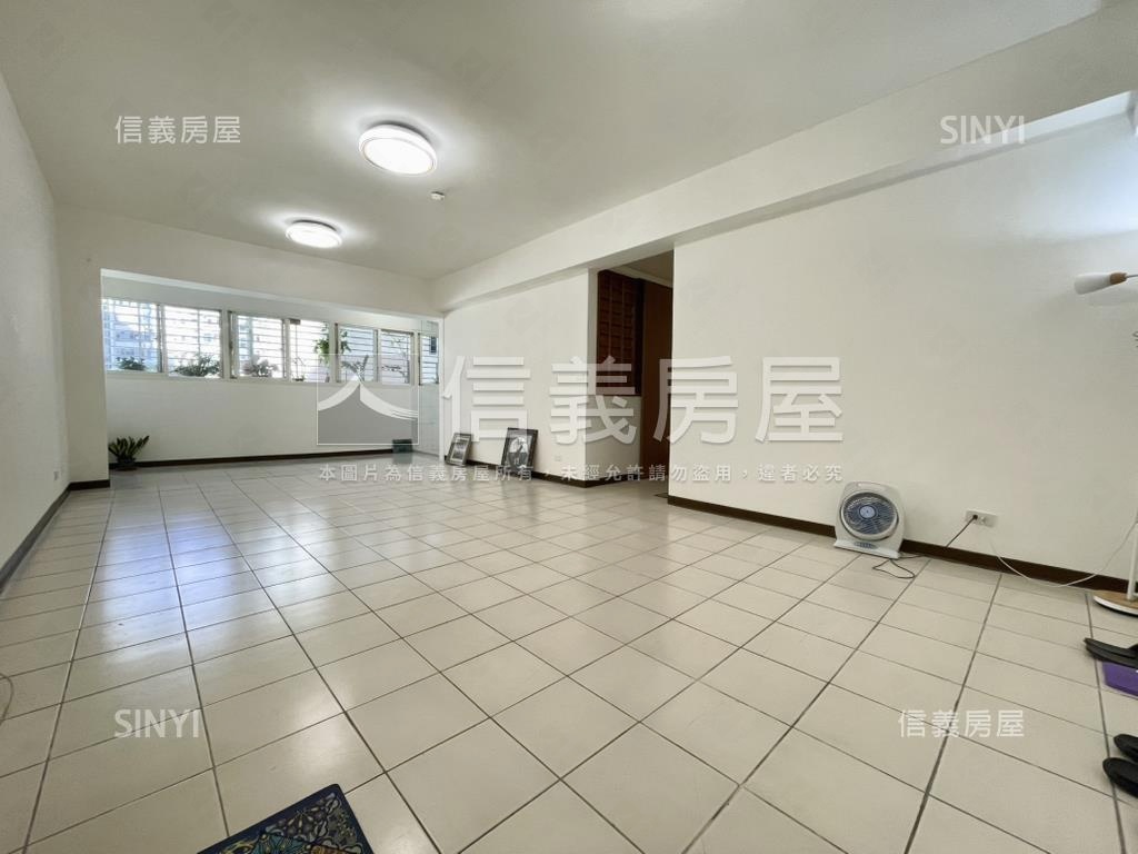 頂溪捷運商圈機能美屋房屋室內格局與周邊環境