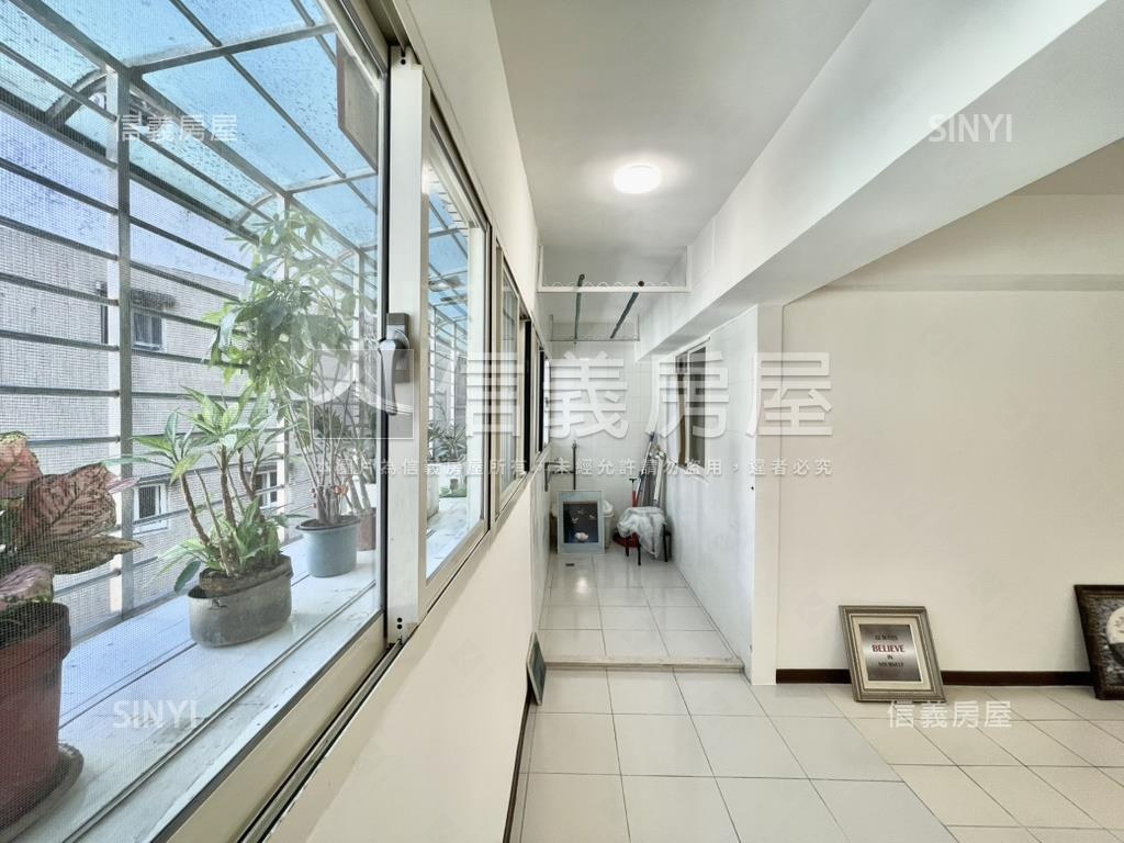 頂溪捷運商圈機能美屋房屋室內格局與周邊環境