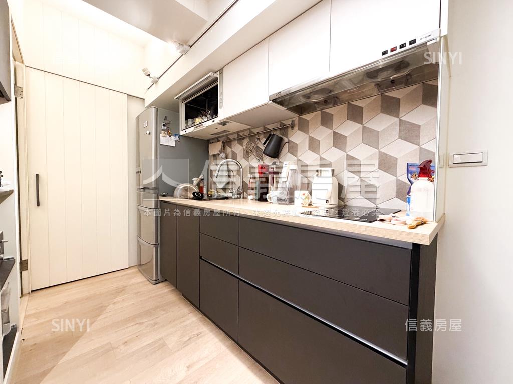 專任冠德捷運樹梢美邸房屋室內格局與周邊環境