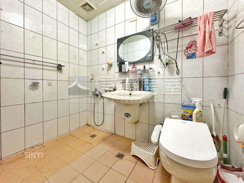景安弘富明仁四房有車位房屋室內格局與周邊環境