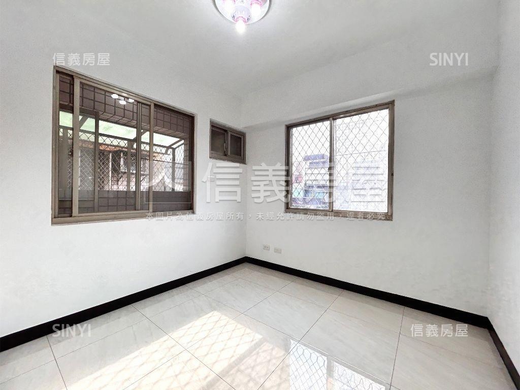 頂好新象精美三房房屋室內格局與周邊環境