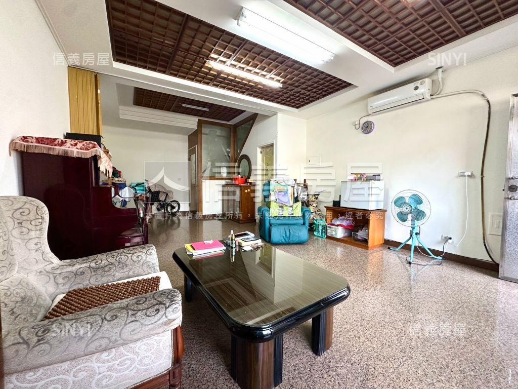 鼓山稀有美店面１＋２樓房屋室內格局與周邊環境