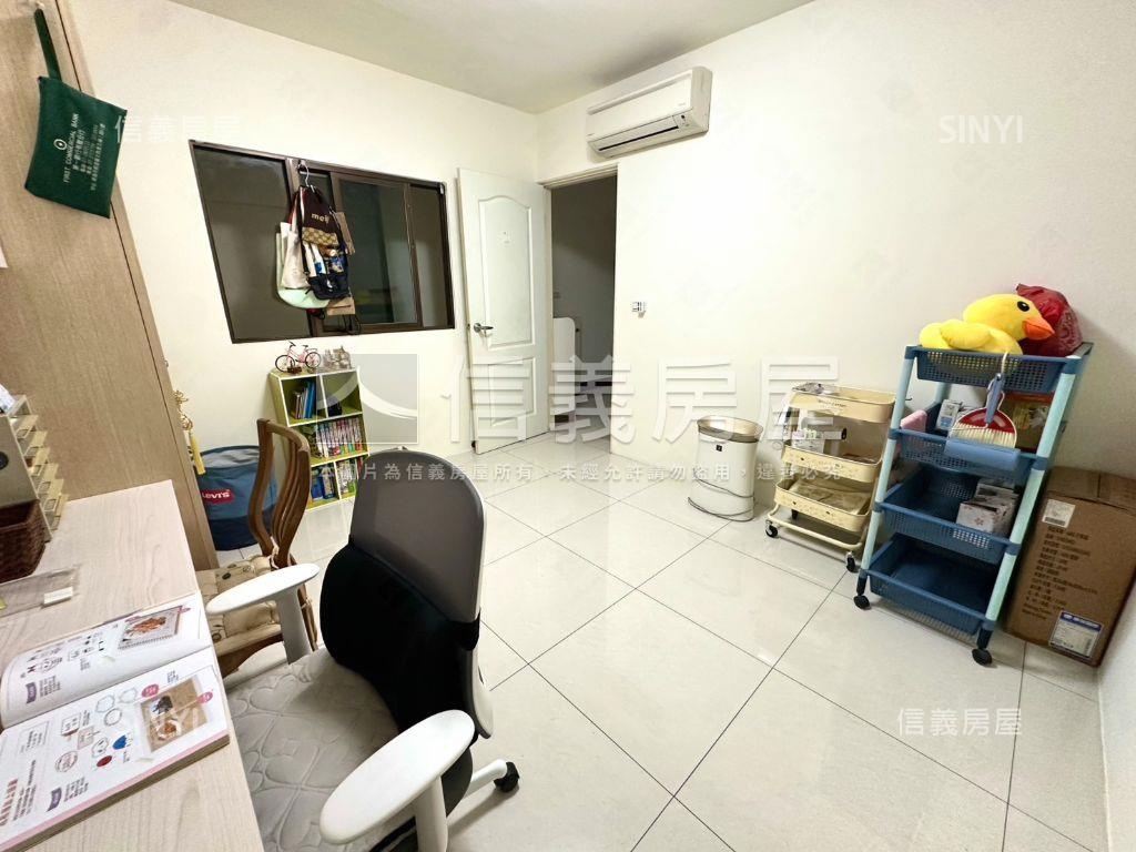 鼓山稀有美店面１＋２樓房屋室內格局與周邊環境