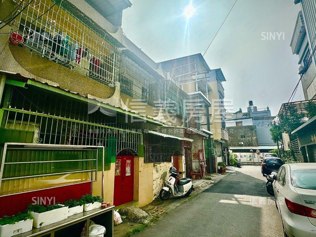 仁雄商圈低總透天房屋室內格局與周邊環境