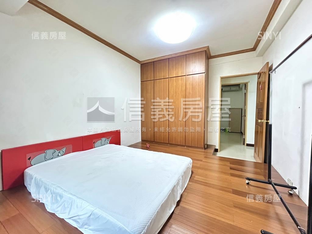 區公所優質公寓２樓房屋室內格局與周邊環境