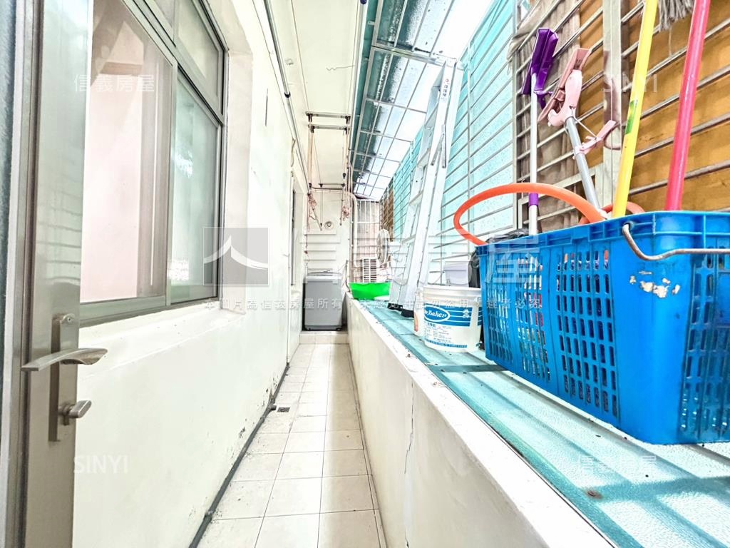 區公所優質公寓２樓房屋室內格局與周邊環境
