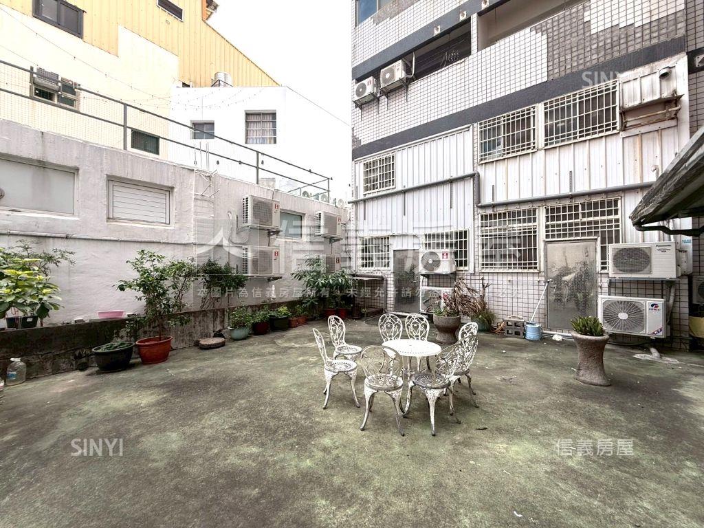 中國醫有陽台衛浴開窗大套房屋室內格局與周邊環境
