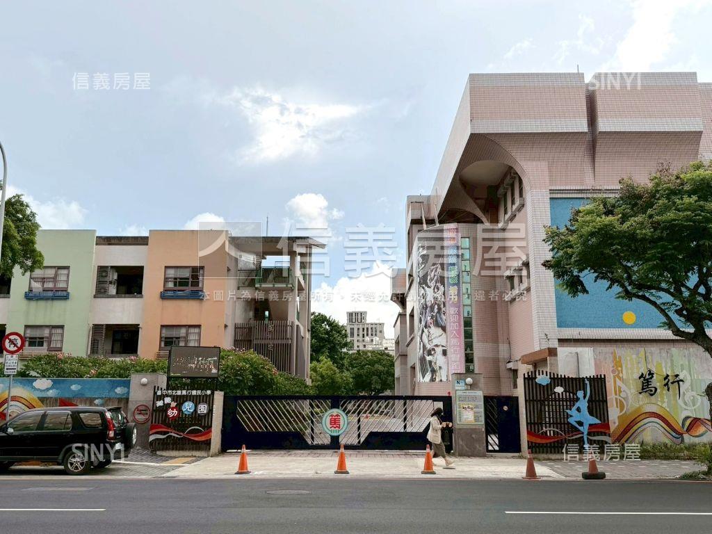 中國醫有陽台衛浴開窗大套房屋室內格局與周邊環境