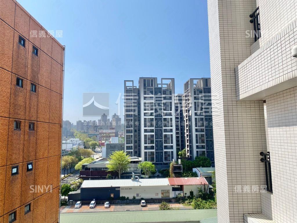 晴朗高樓兩房平車，降價！房屋室內格局與周邊環境