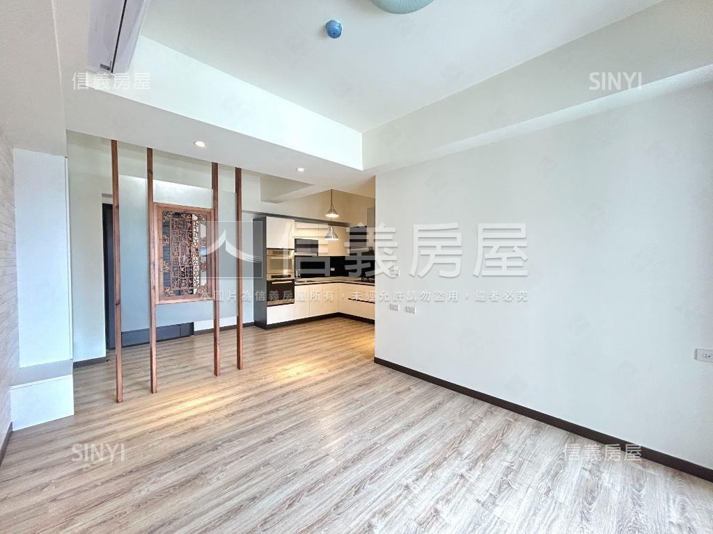 晴朗高樓兩房平車，降價！房屋室內格局與周邊環境