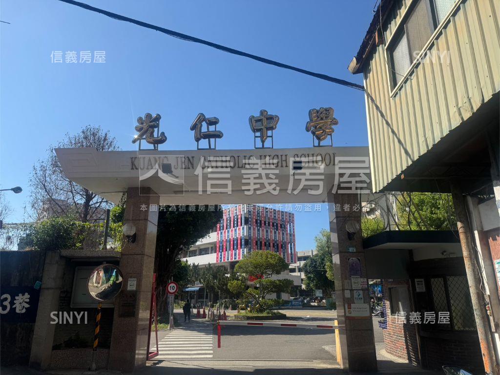 專任永豐街稀有二樓釋出房屋室內格局與周邊環境