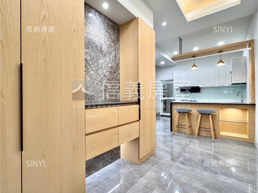 仁慈公園７米面寬雙併車墅房屋室內格局與周邊環境