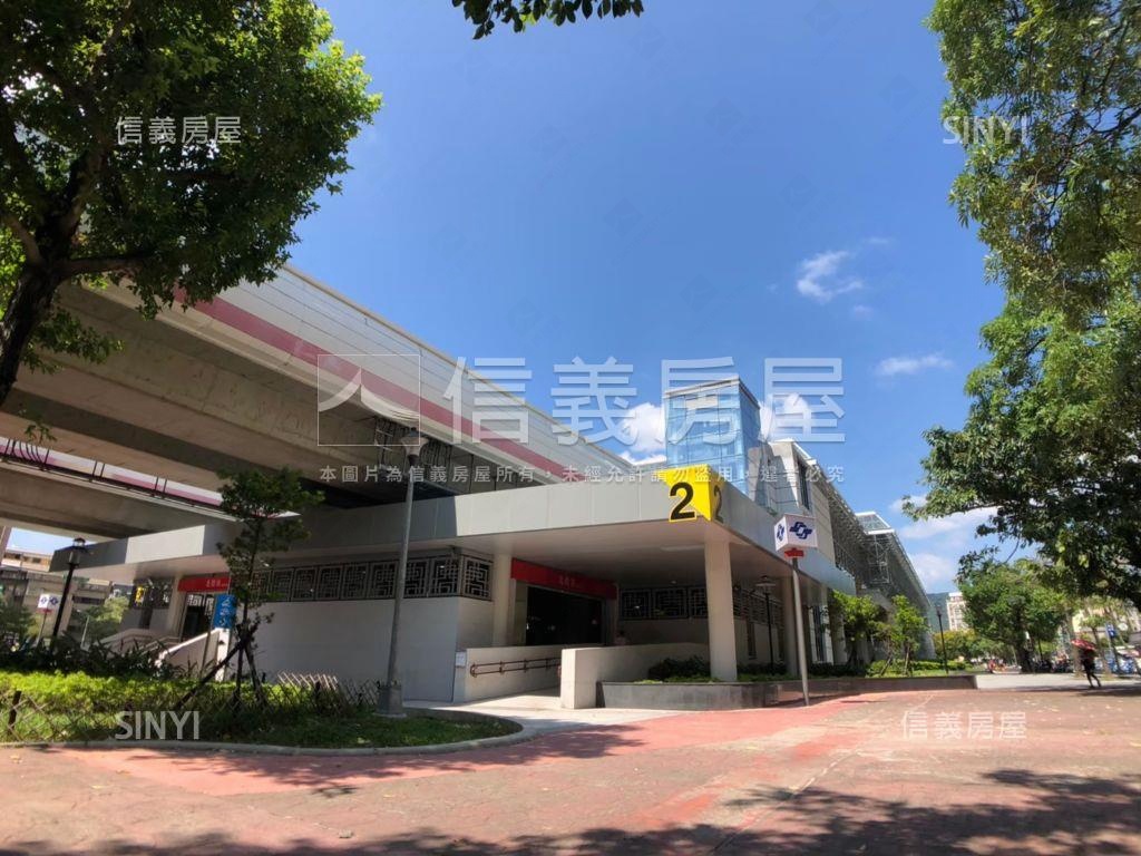 專賣｜近捷運電梯三面採光房屋室內格局與周邊環境