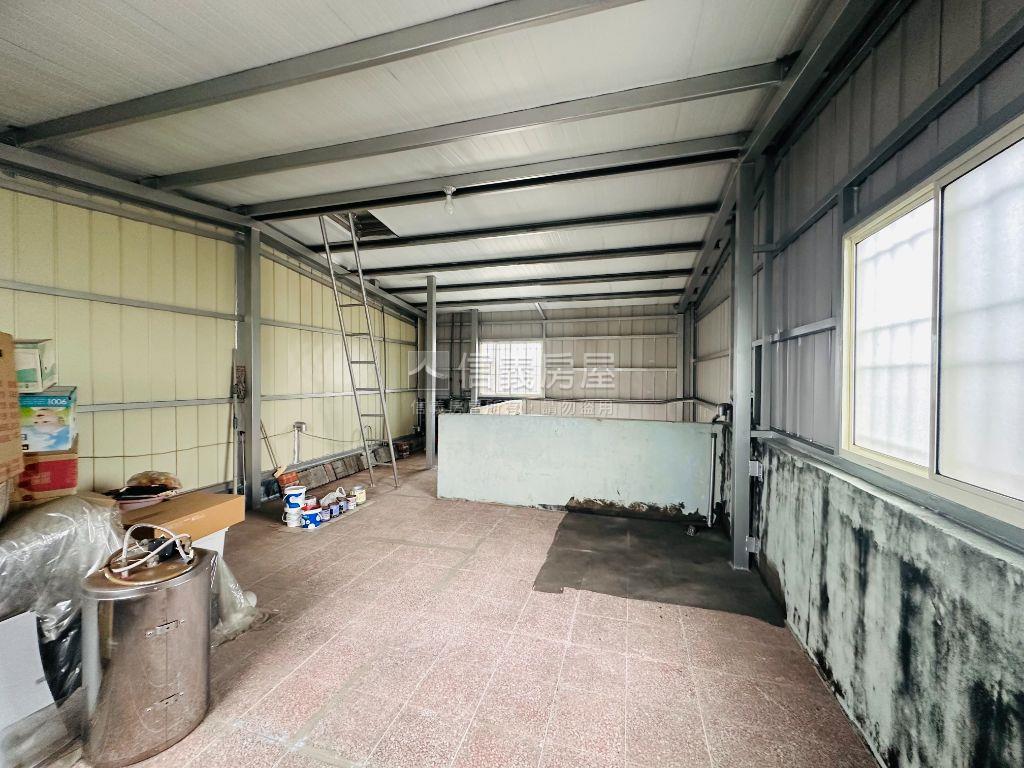 屏東棒球場邊間車庫透天房屋室內格局與周邊環境