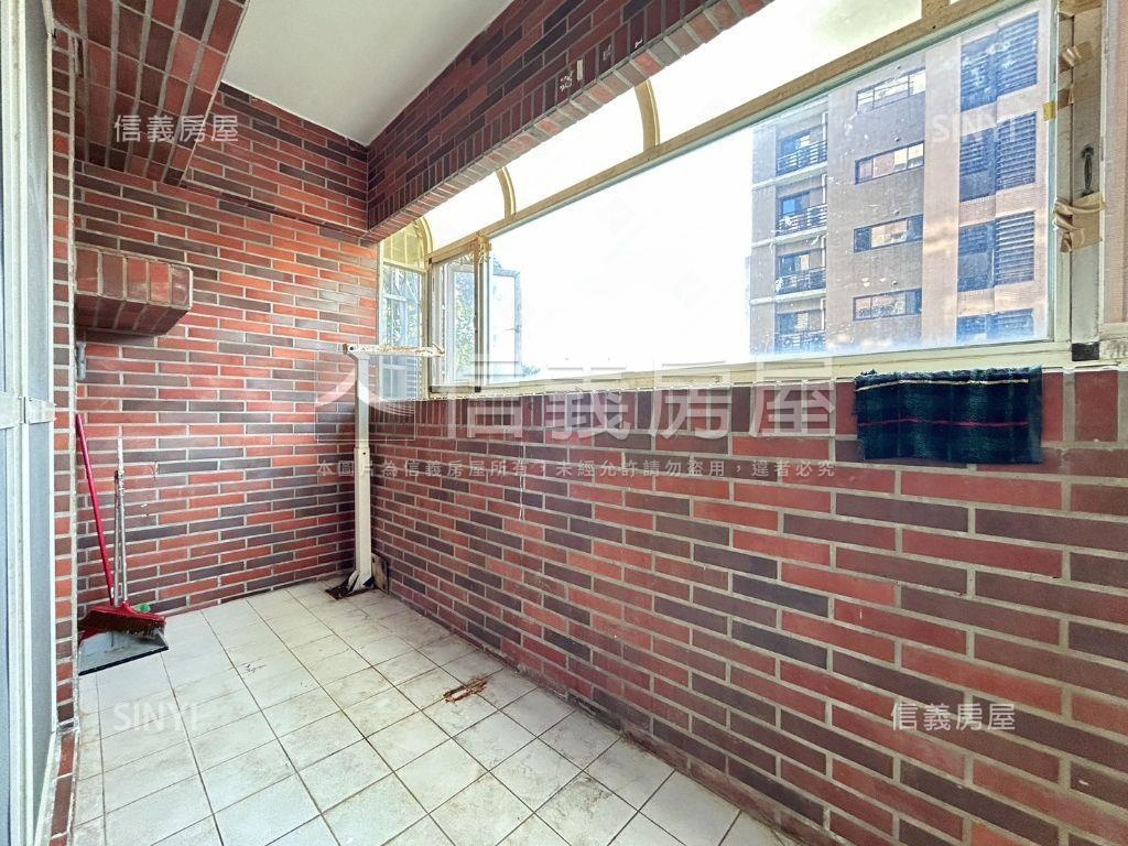 ✿世說新語四房坡平車位✿房屋室內格局與周邊環境