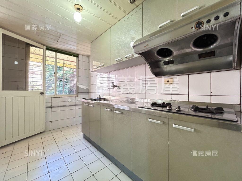 ✿世說新語四房坡平車位✿房屋室內格局與周邊環境