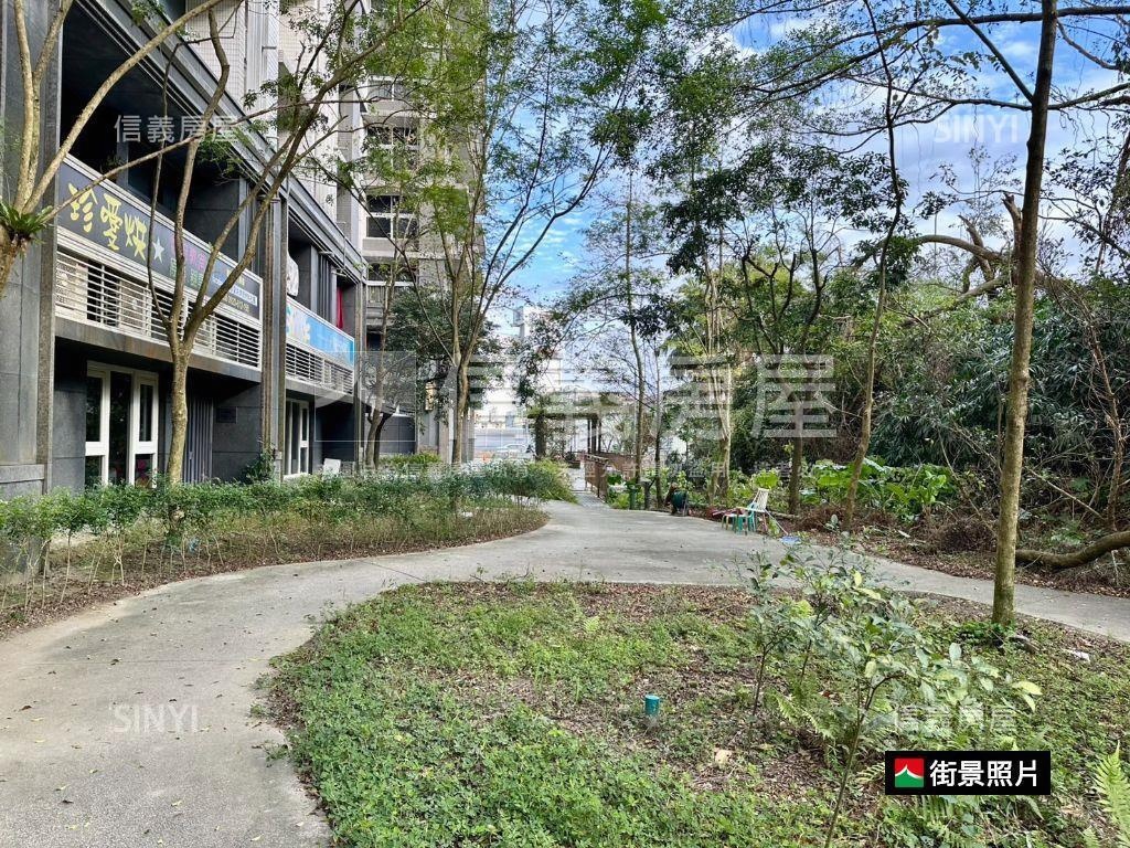 陽光小資挑高辦公室房屋室內格局與周邊環境