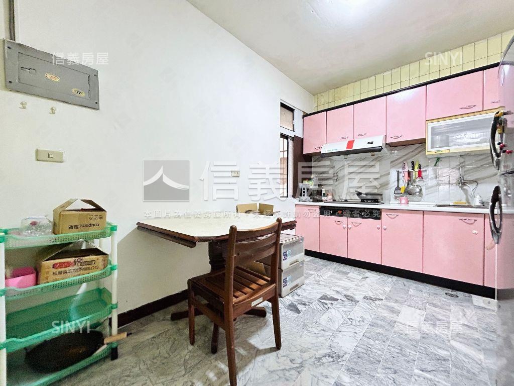 近曉明稀有大四房美屋房屋室內格局與周邊環境