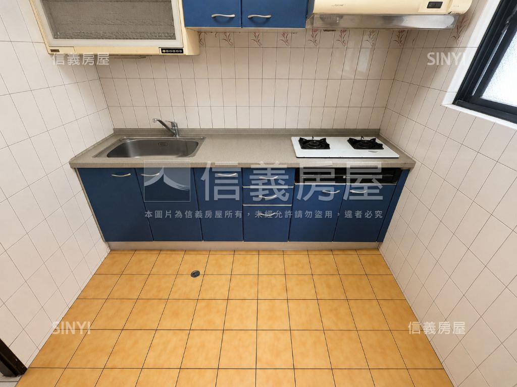 新埔國中三房房屋室內格局與周邊環境
